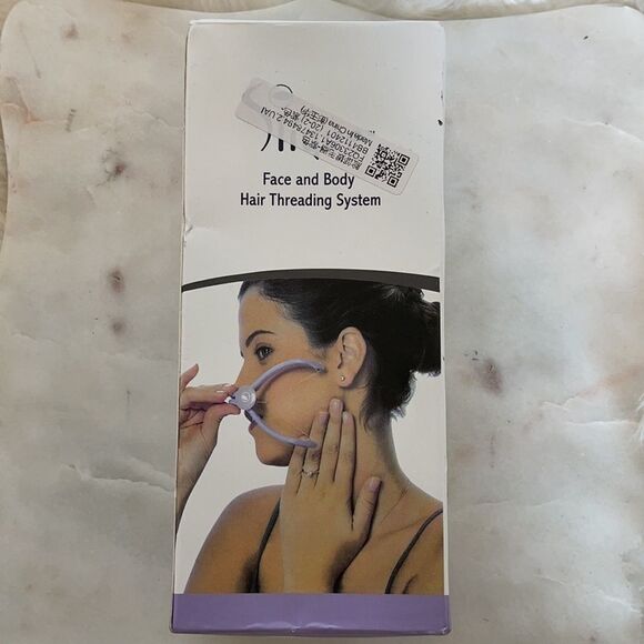 NIB Slique Threading Kit - Picture 2 of 3